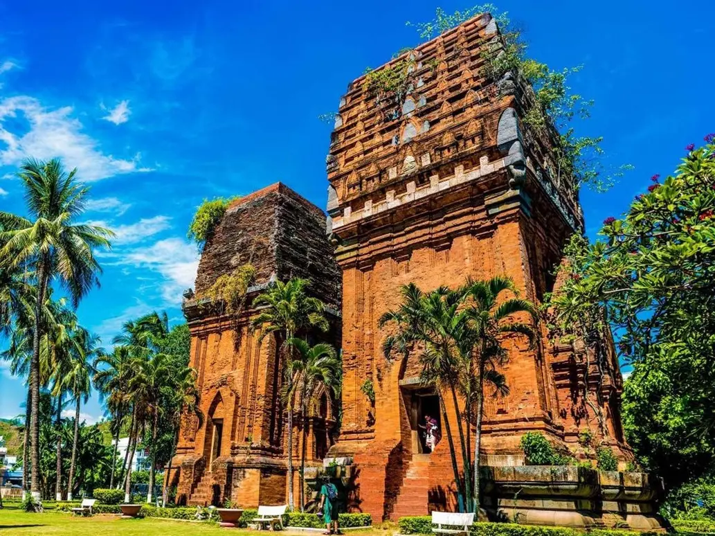 Gioi thieu ve Thap Doi Quy Nhon